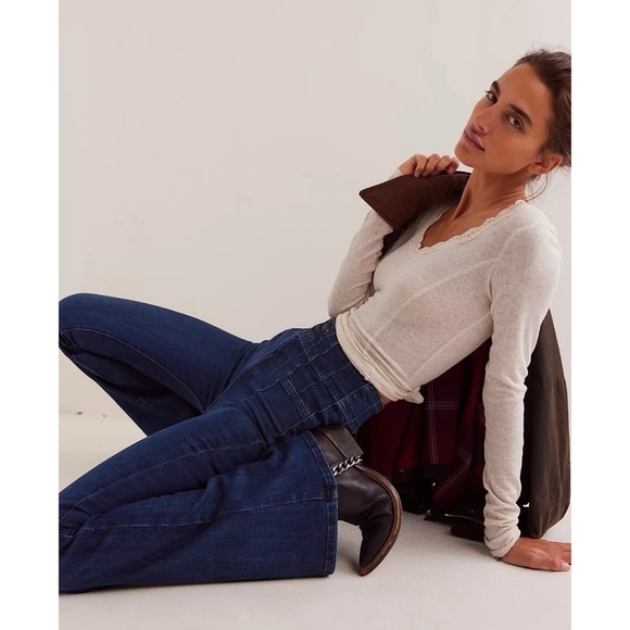 Free People Jayde Flare Jeans High Rise Bell Bottoms in Dark Wash Denim - Picture 11 of 12